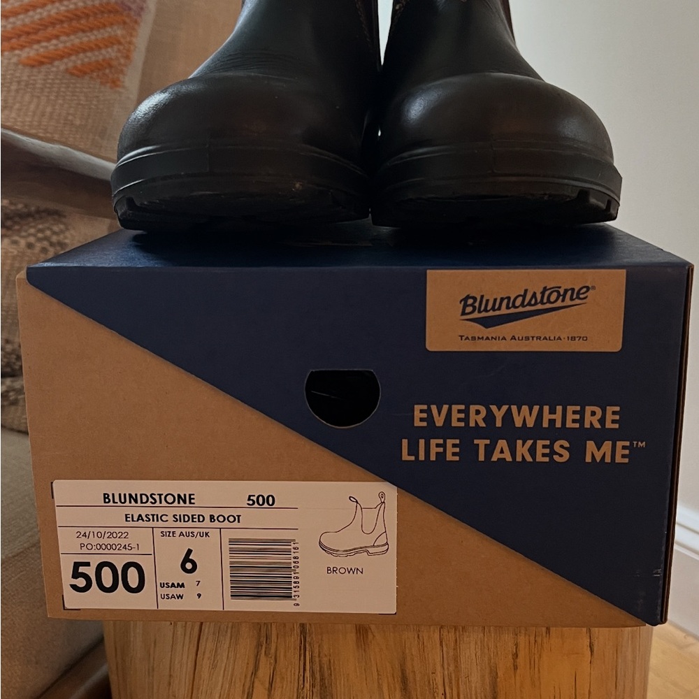 Blundstone Chelsea 
Women's Style 500 Stout Brown Leather Boots - Picture 5 of 12